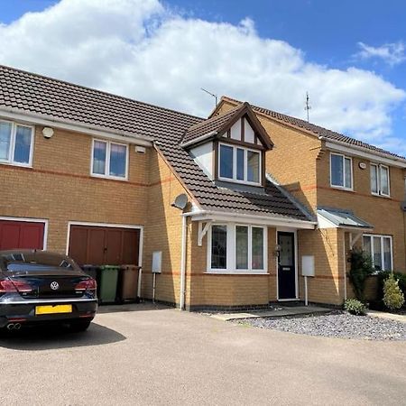 Charming Home In Wellingborough Luaran gambar