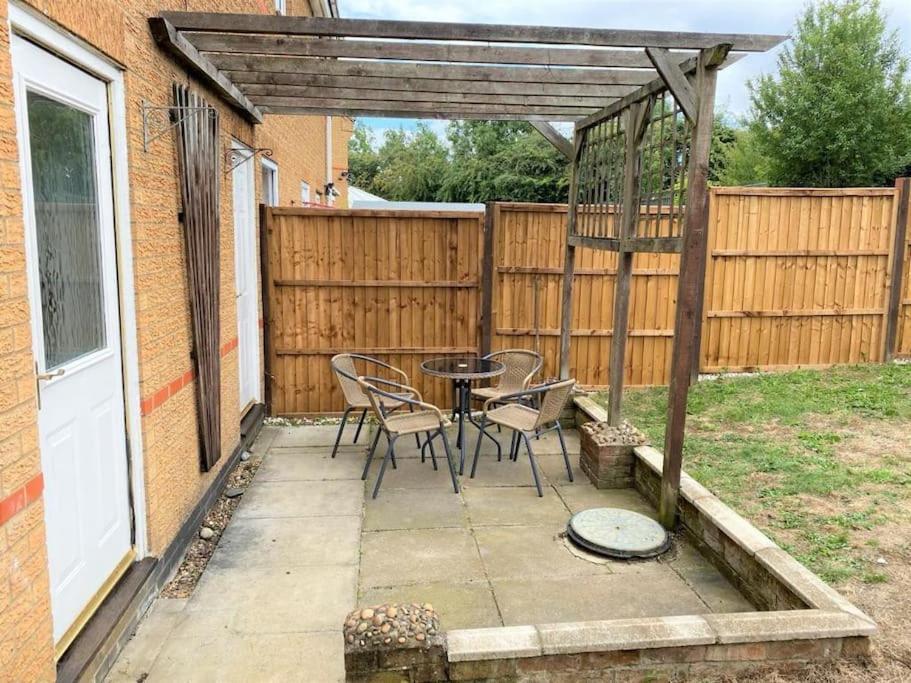 Charming Home In Wellingborough Luaran gambar