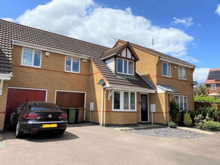 Charming Home In Wellingborough Luaran gambar