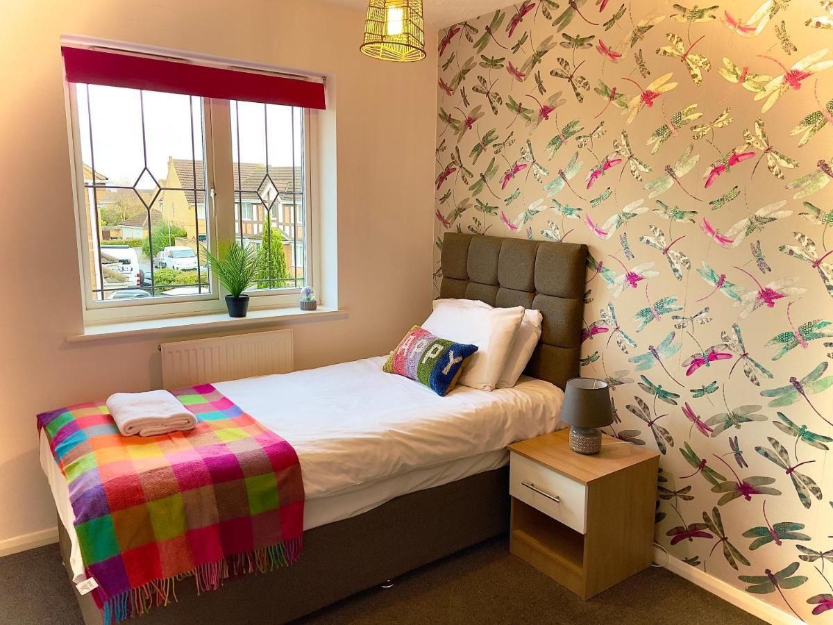 Charming Home In Wellingborough Luaran gambar